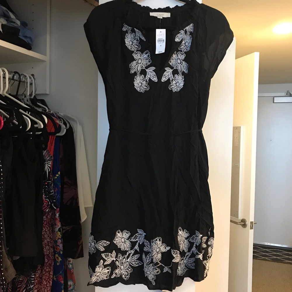 Loft Black Dress with white flowers - sz M - NWT